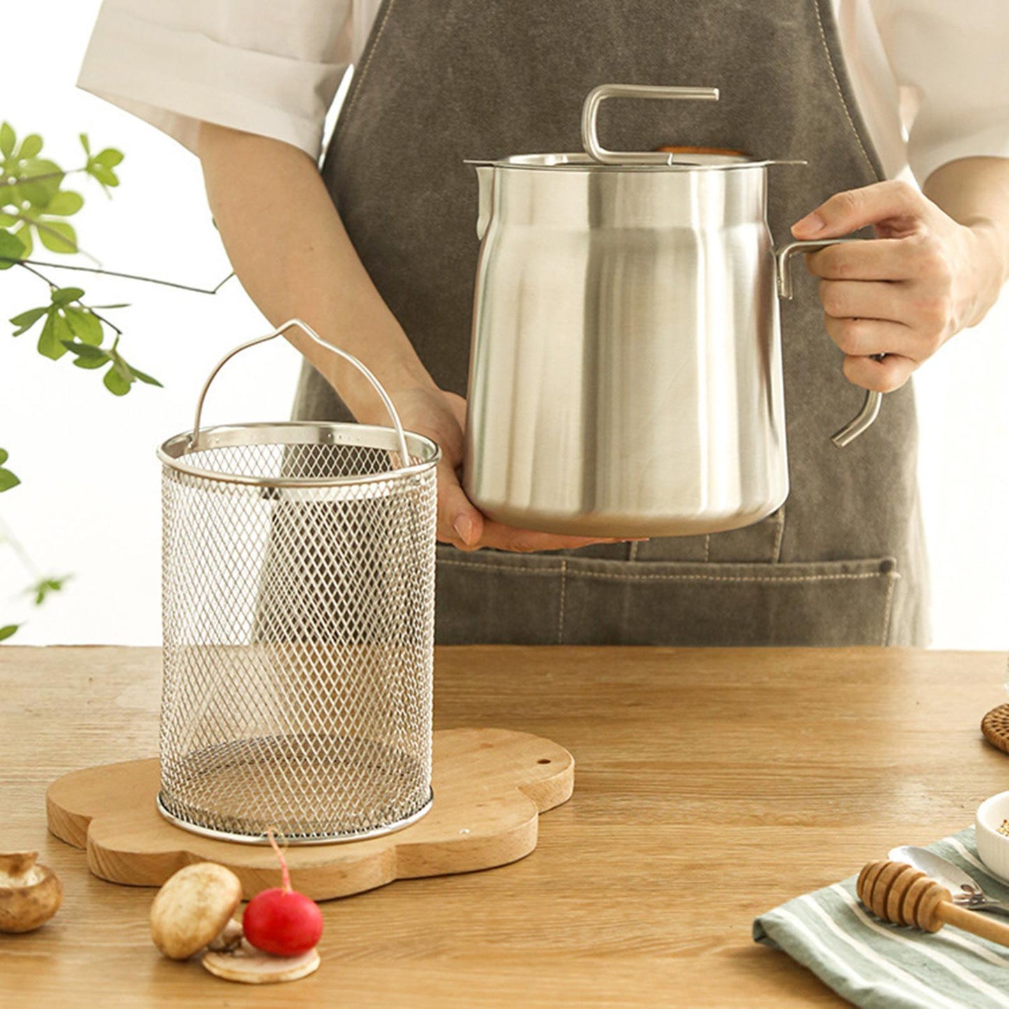 Evermire™ Two in One Oil Filtration Frying Pot